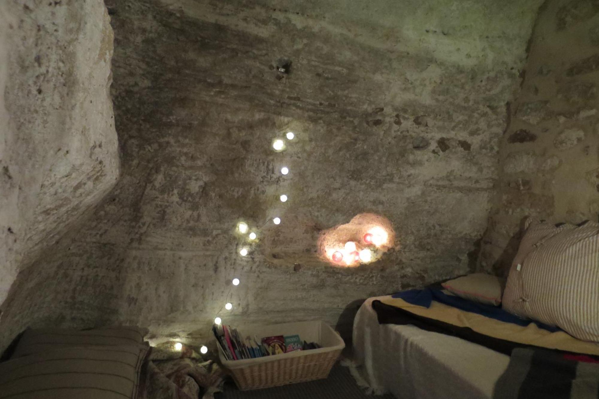 Апартаменты La Grotte Сериньян-дю-Конта Экстерьер фото